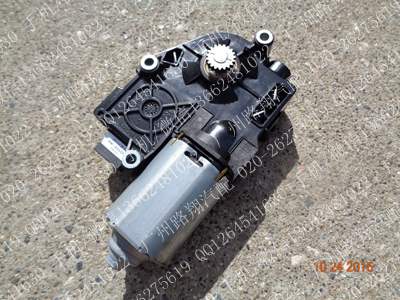 宝马420I天窗电机