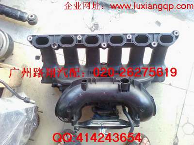 宝马130I进气歧管