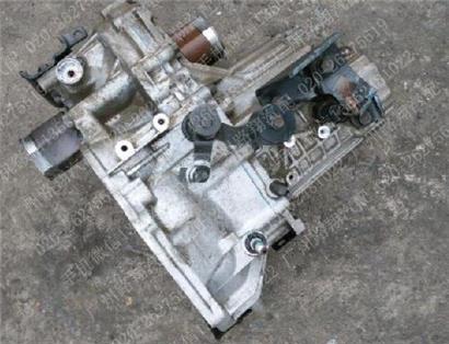 现代雅绅特变速箱1.6L 1.4L