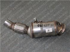 宝马220I三元催化器