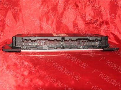 宝马118I灯光电脑