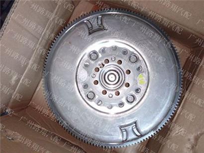 福建奔驰凌特飞轮