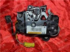 宝马523li机盖锁