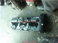 宝马X3气门室盖