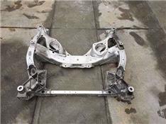 宝马GT528I元宝梁