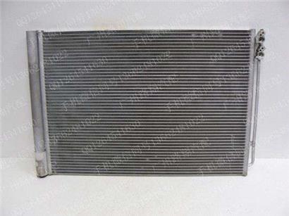 宝马740LI冷凝器