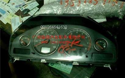 沃尔沃S80汽车仪表