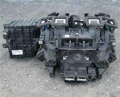 宝马523LI蒸发箱