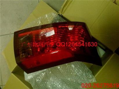 凯迪拉克CTS尾灯