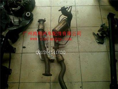 路虎揽胜三元催化器