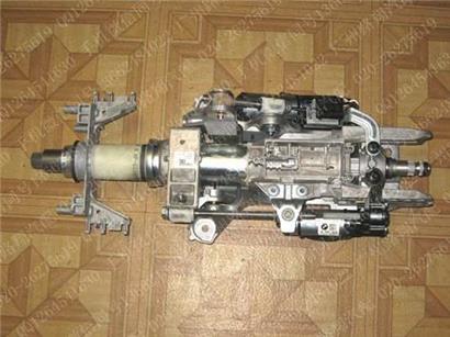 宝马523LI方向机管柱