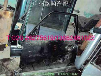 三菱帕杰罗V73车门