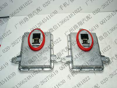 宝马X5大灯电脑模块