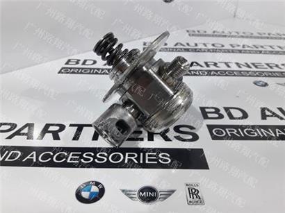 宝马118I高压油泵 1351 7636 881