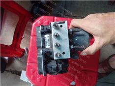 奔驰E200ABS泵-212-207