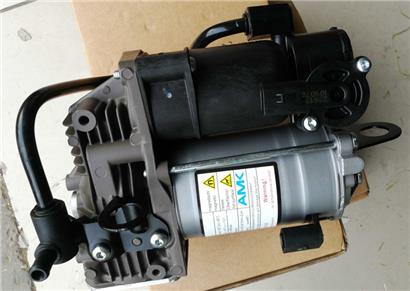 奔驰S500减震器充气泵