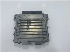 奔驰CLA200发动机模块-着车电脑-拆车件