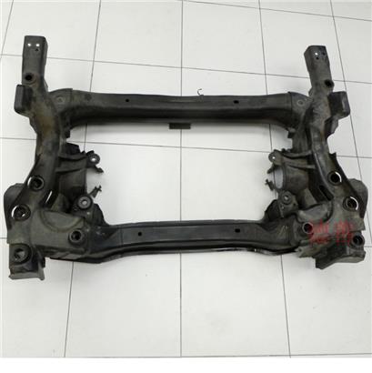 奔驰C180前桥-后桥