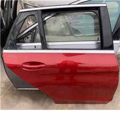 奔驰C200锁块/机