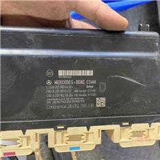  奔驰C200座椅电脑