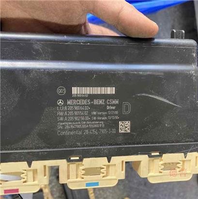  奔驰C200座椅电脑