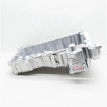 奔驰C200发动机油底壳