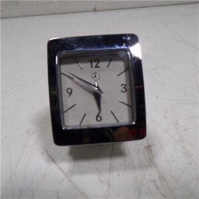 奔驰E350模拟时钟