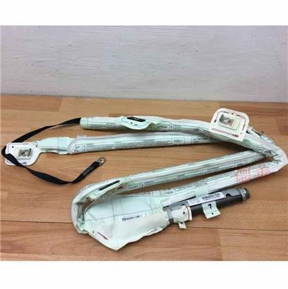 奔驰E260车顶气帘