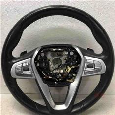 宝马730LI转向盘