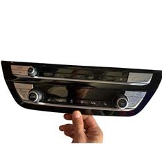 宝马X3空调面板