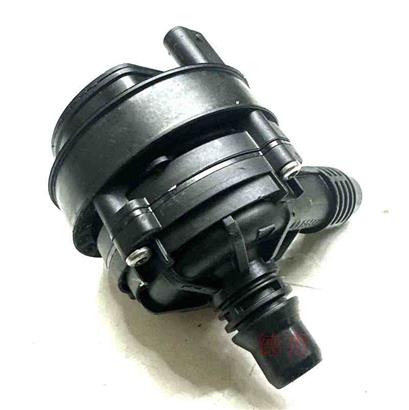 奔驰A180电子水泵