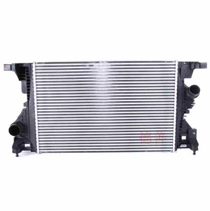 奔驰A220增压空气冷却器